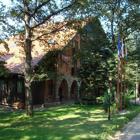 Hotel Izvor Sztarozagorszki Bani Kültér fotó