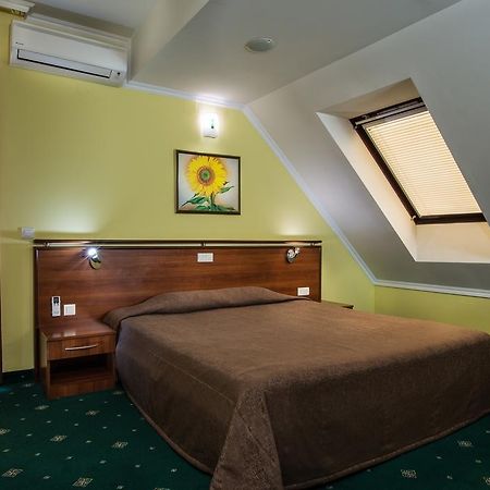 Hotel Izvor Sztarozagorszki Bani Kültér fotó