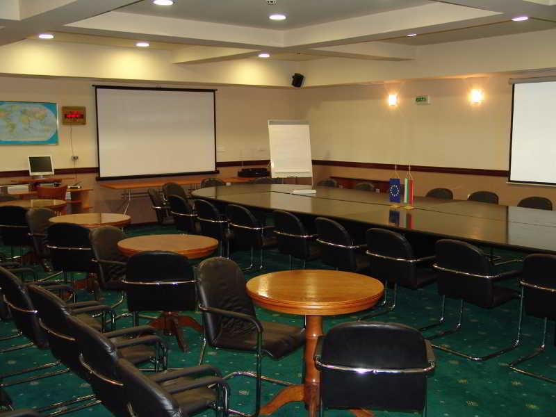 Hotel Izvor Sztarozagorszki Bani Kültér fotó