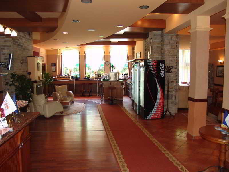 Hotel Izvor Sztarozagorszki Bani Kültér fotó